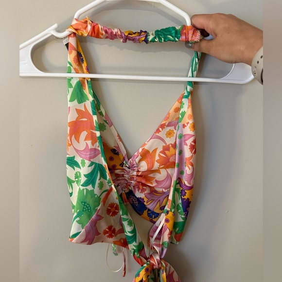 Dress Forum Multicolor Halter Top – Women’s Size L - Picture 2 of 3